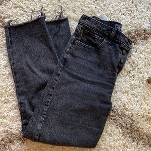 Abercrombie & Fitch Ultra High Rise Straight Jean in black